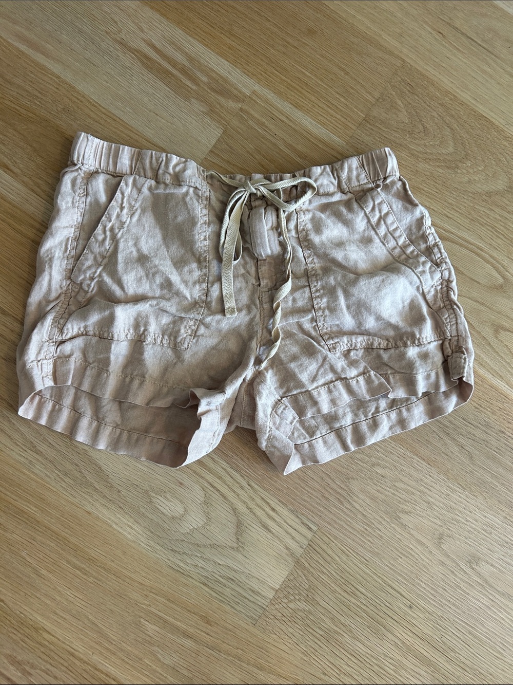 Lou & Grey Light Blush Drawstring Linen-Blend Shorts